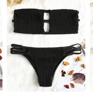 ✨3/$30✨Zaful Bandeau Smocked Bikini
